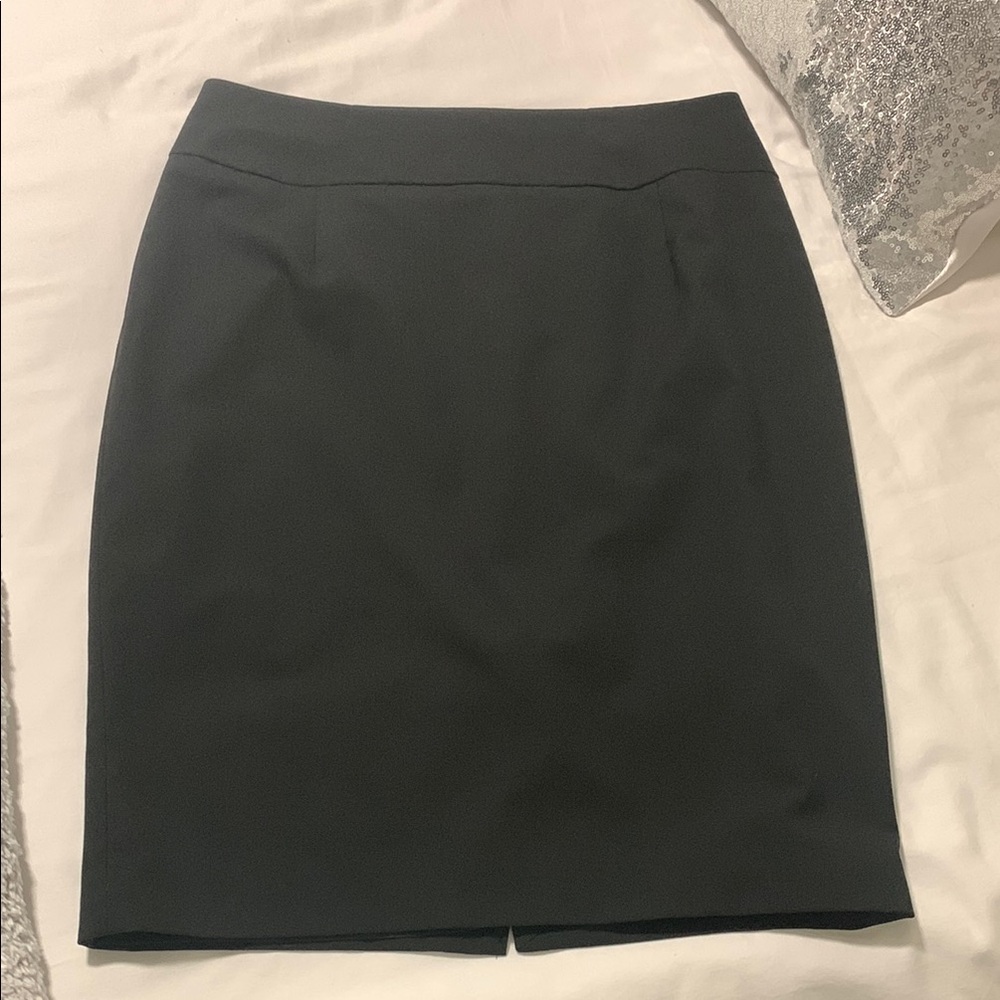 Mossimo black pencil skirt EUC